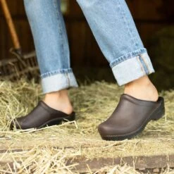 Dansko Sonja Antique Brown/Black 12 Dansko Sonja Antique Brown/Black -Top Quality Shoe Store HeritagePDPSonjabrown2 a5332d82 4448 4dd5 bb43 c677bc482d88